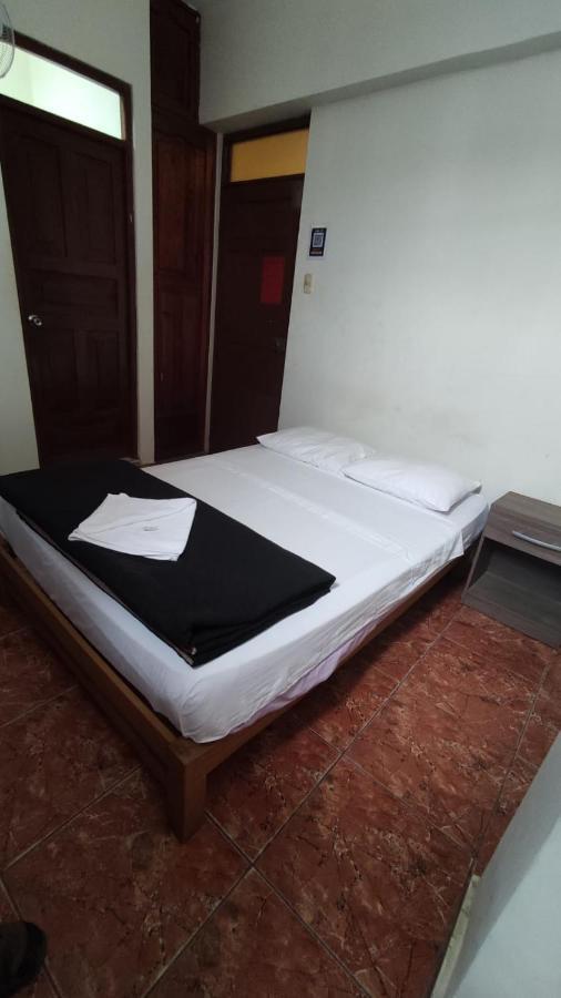 Guest House ตุมเบส ภายนอก รูปภาพ