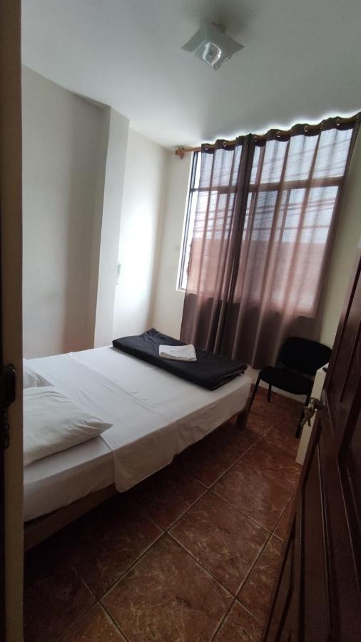 Guest House ตุมเบส ภายนอก รูปภาพ