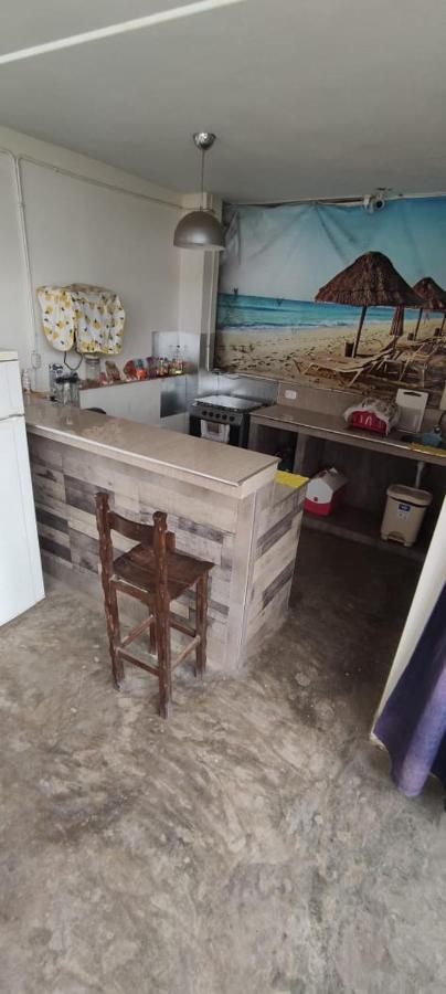 Guest House ตุมเบส ภายนอก รูปภาพ
